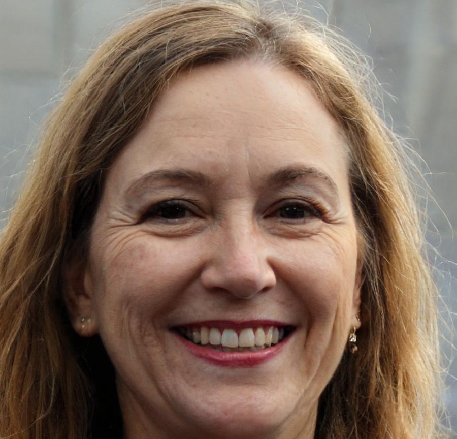 Portrait de Clémence Durand-Moreau, formatrice en analyse financière